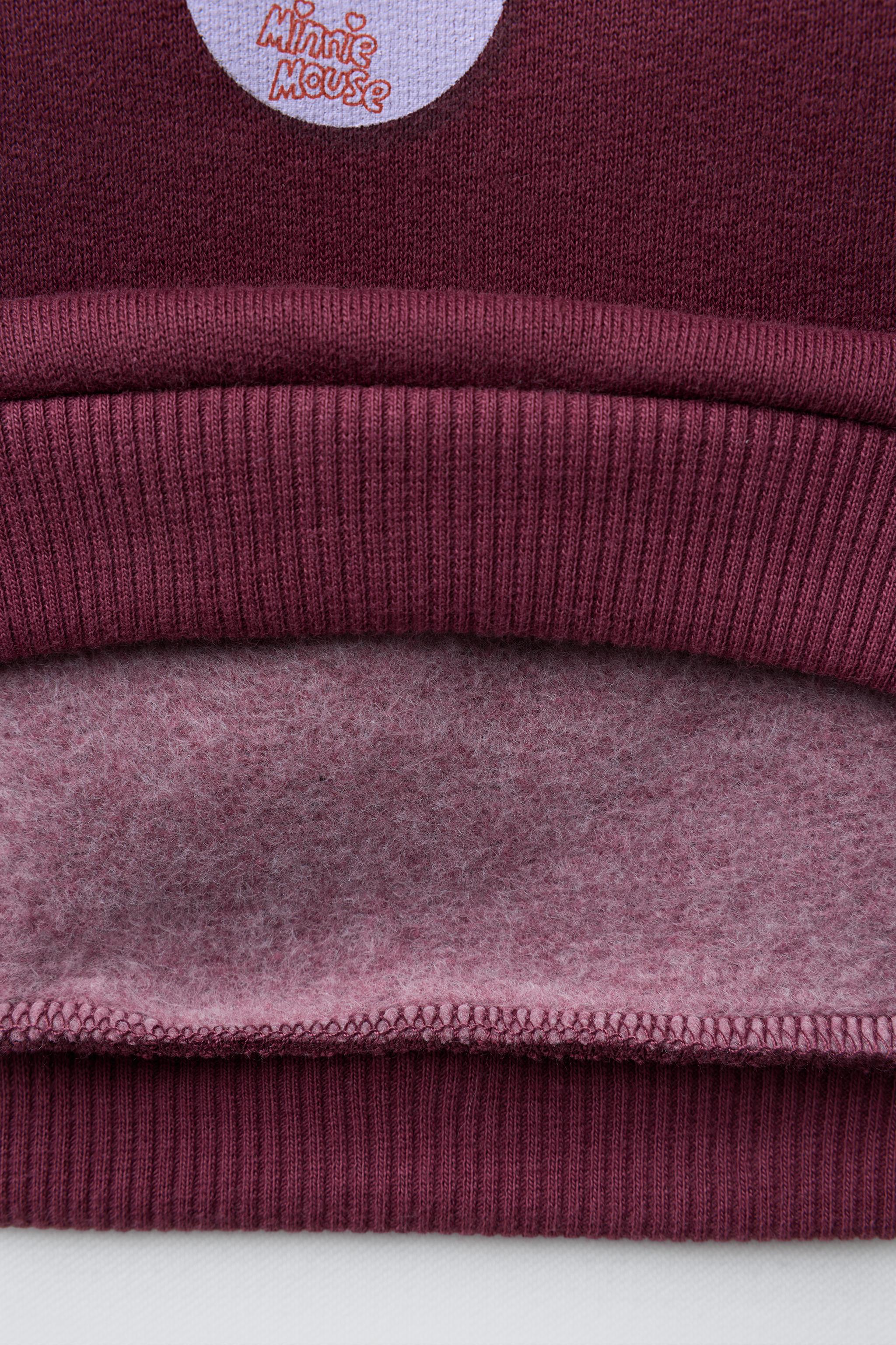 MINNIE MOUSE AND FRIENDS © DISNEY PATCH SWEATSHIRT